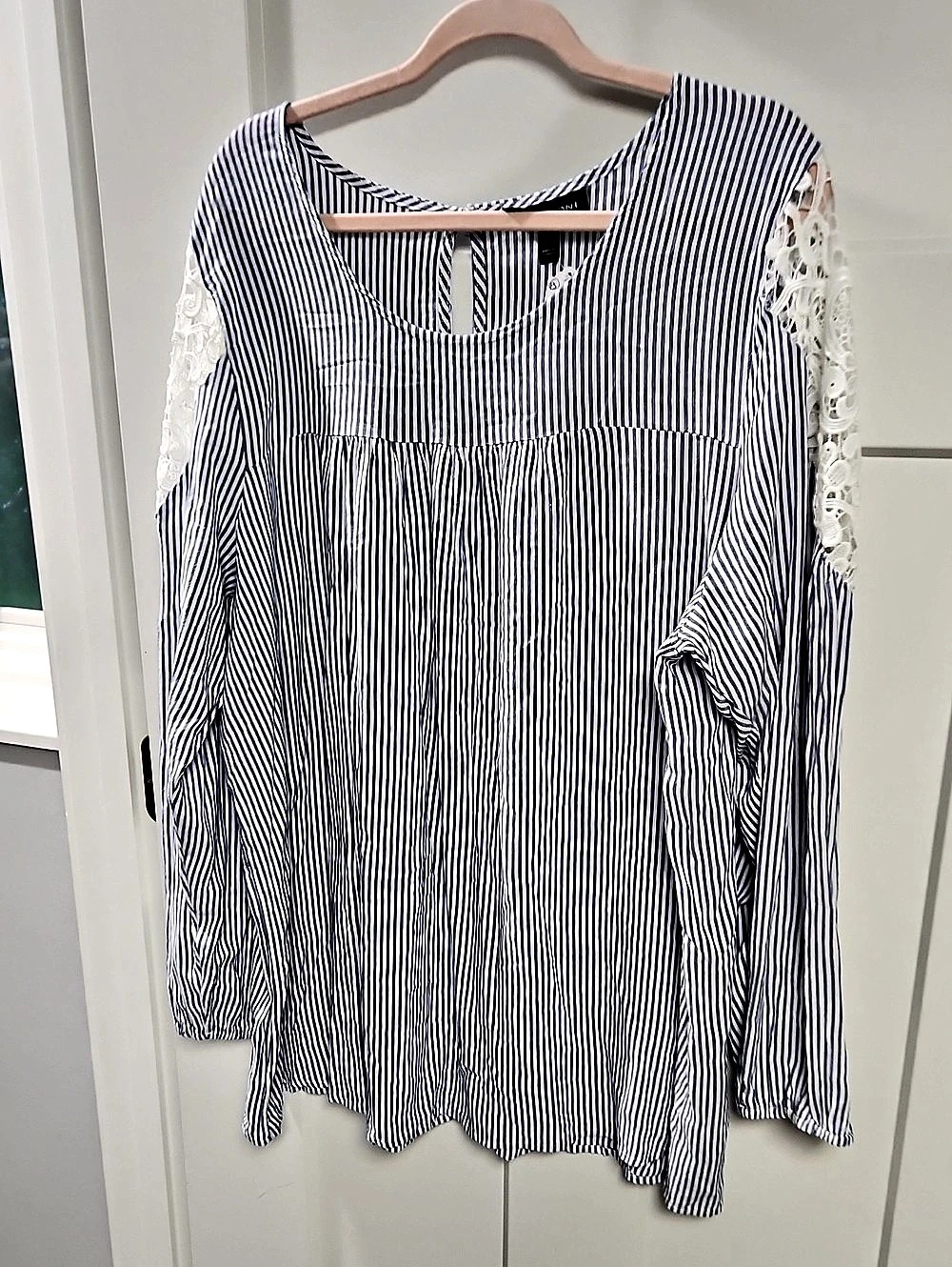 Lane Bryant Striped Lace Sleeve Blouse in Blue & White Size 22/24